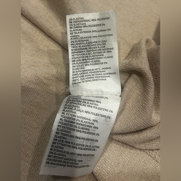 H&M Beige Long Sleeve Top Size Large - Picture 5 of 5